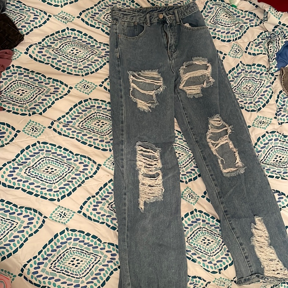 baggy dark blue high rise ripped jeans w butterfly print on the left butt pocket